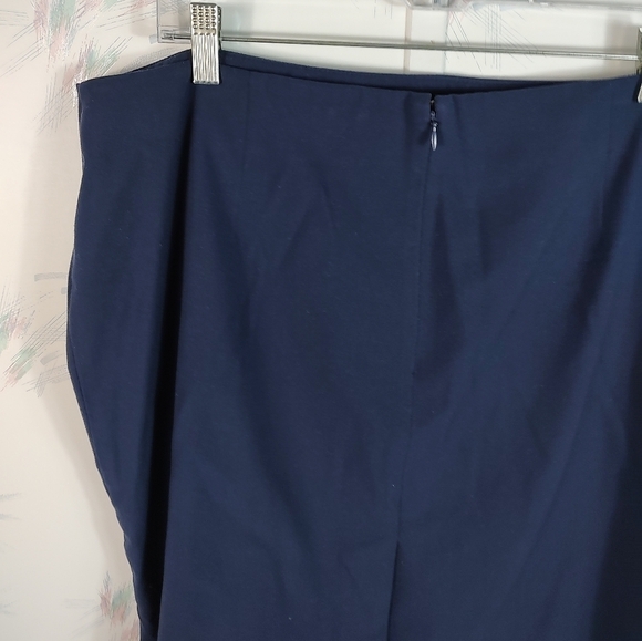 New York & Company Blue Pencil Skirt 18 - Picture 5 of 10